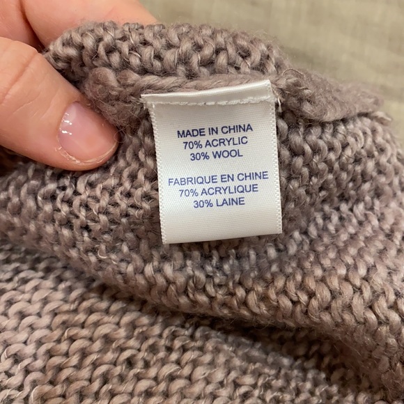 Knit short sleeve sweater - Picture 3 of 3